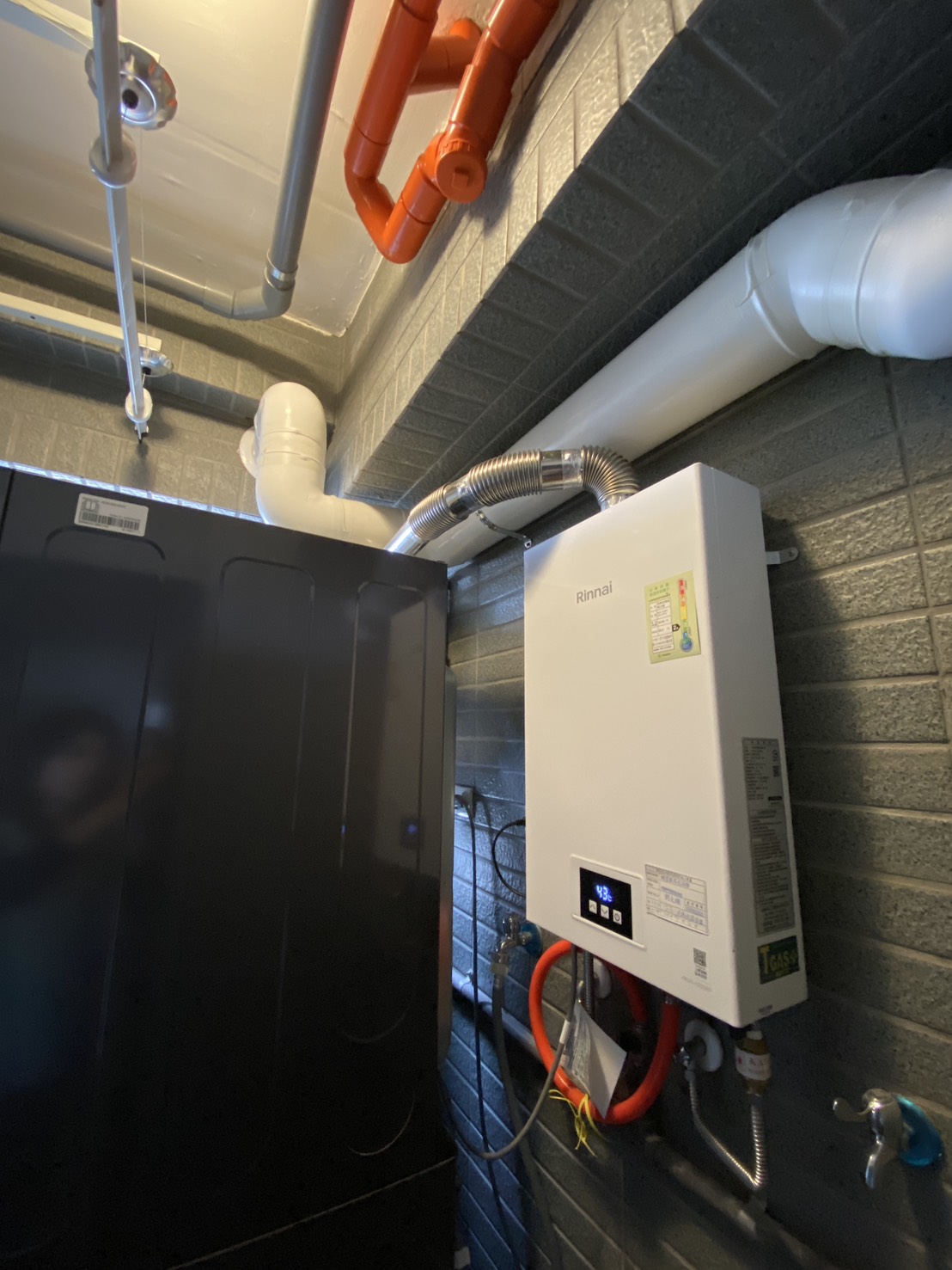 三房兩廳裝潢開箱#07-約一坪的後陽台設計|洗衣機推薦 - 第5張圖